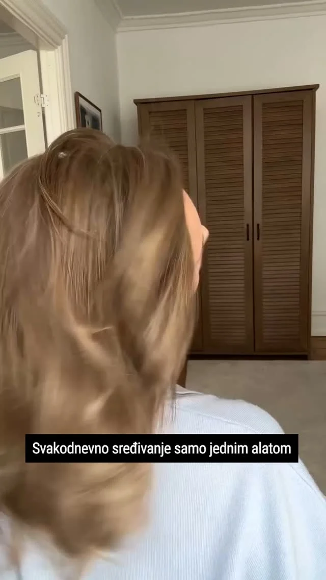 Jedan uređaj. Beskonačni stilovi kose. ✨Pogledaj kako ona menja nastavke za svoj Silky Air Flex 8 u 1 – jer svestranost je novi luksuz.#SilkyAirFlex #FrizuraPoTvomUkusu #ZaSveTipoveKose #BeautyMustHave
