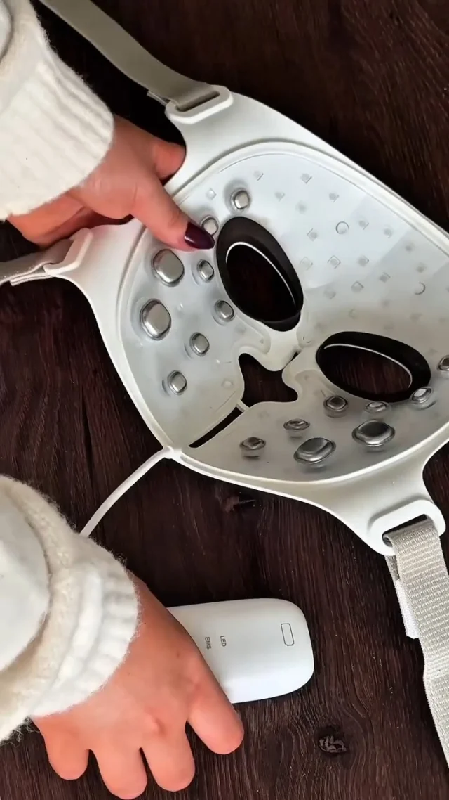 Unboxing: Tajne sledećeg nivoa visokog sjaja ✨
Silk’n LED EMS Face Mask – nova opsesija tvoje kože!

#UnboxTheGlow #SilknGlowUp #futureofskincare #beautytech